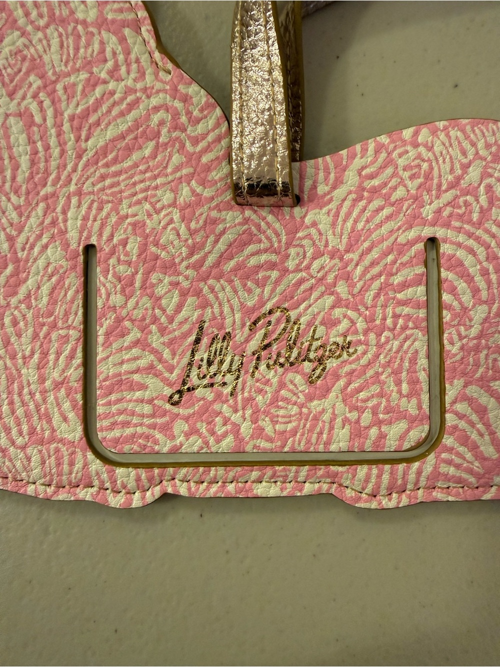 Lilly Pulitzer Zebra Shaped Luggage Tag in ‘Conch Shell Punk Zee Bebe’ - *NWT* - Picture 4 of 8